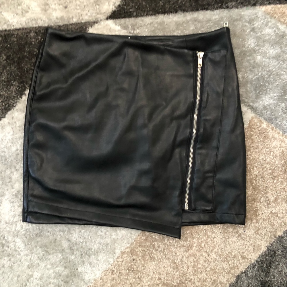 Lulu’s A-Symmetrical Faux Leather Zipper Skirt